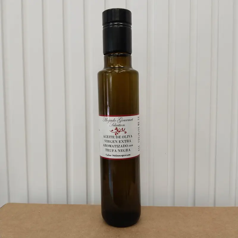 Aceite de oliva virgen extra con trufa negra ( T.Melanosporum)