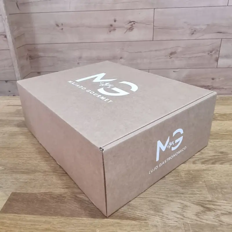 Añade caja regalo (no incluida)-  si no marcas un 1 no se añade al carrito
