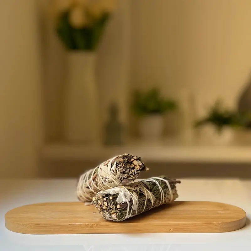 Atado de Salvia Blanca y Cedro - Limpieza, protección y estabilidad