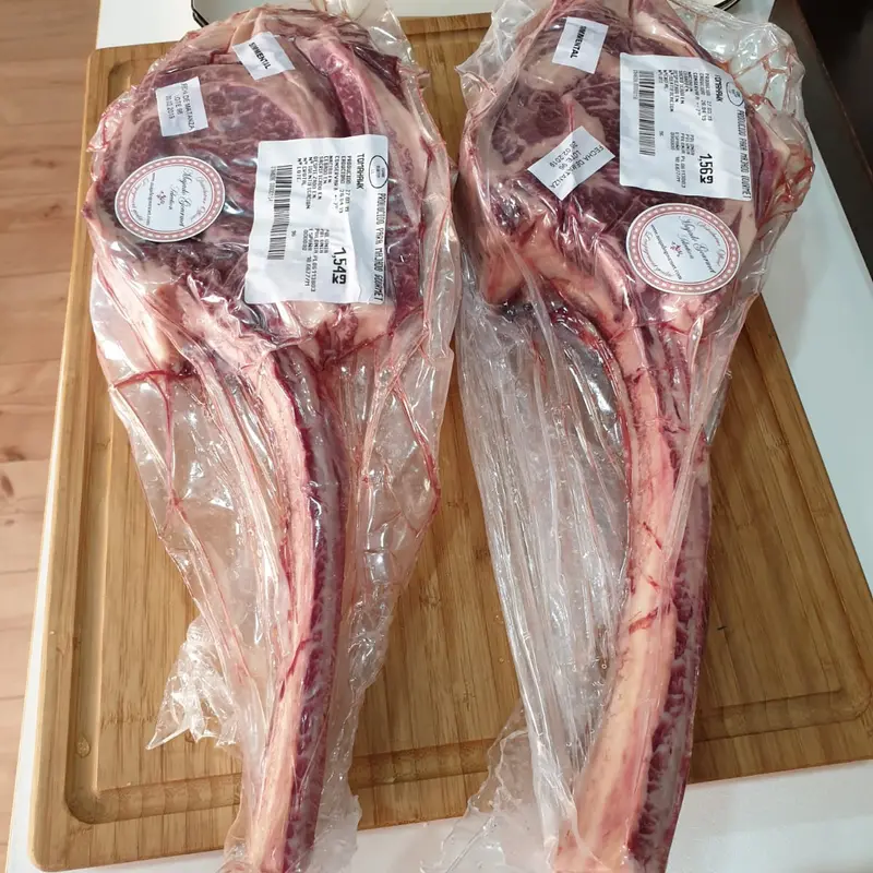 Chuletón de vaca vieja Tomahawk raza Simmental  -Pack 2 piezas