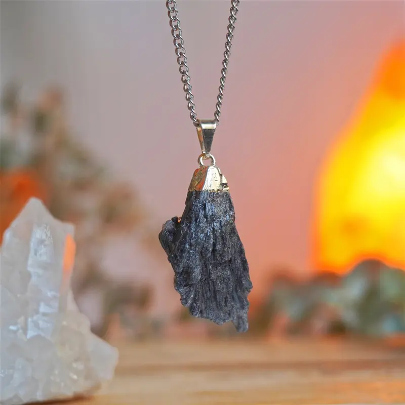 Collar Taramita | Escoba de Bruja | Protección y superación