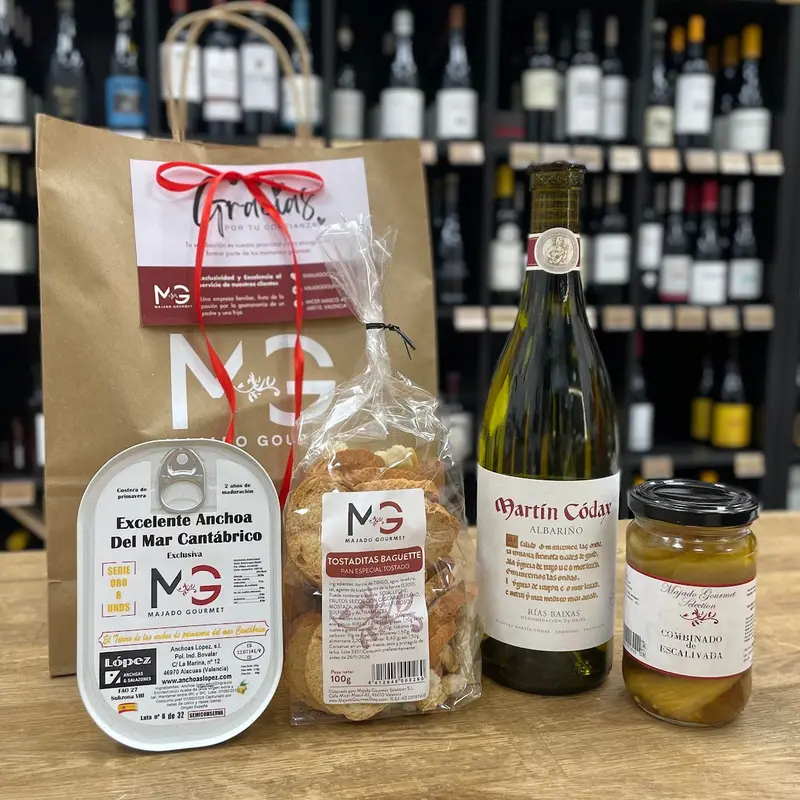 Pack Gourmet Gracias Mamá - Vino Albariño y Aperitivo Premium